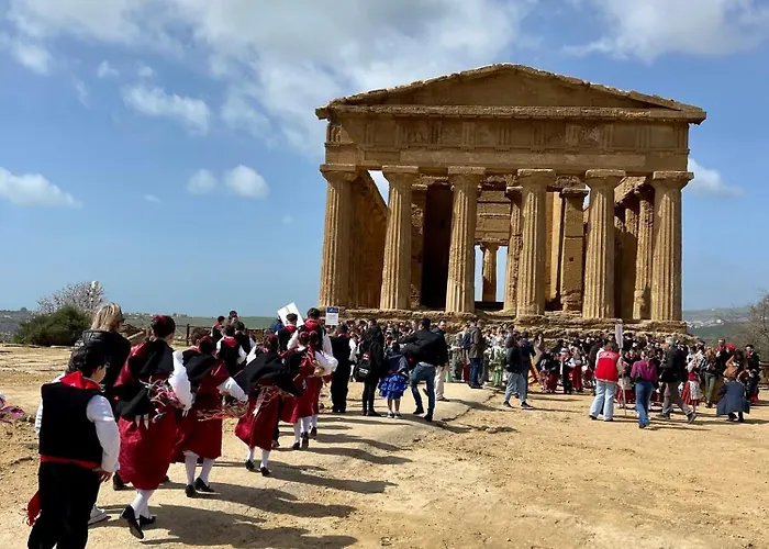 Hébergement de vacances La Casuzza Del Borgo *
